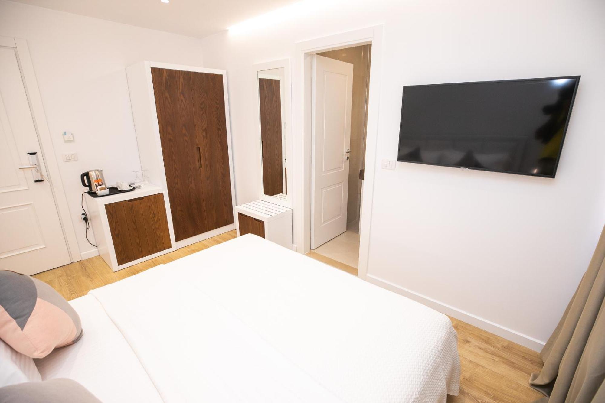 Hotel Elior Tirana Eksteriør billede