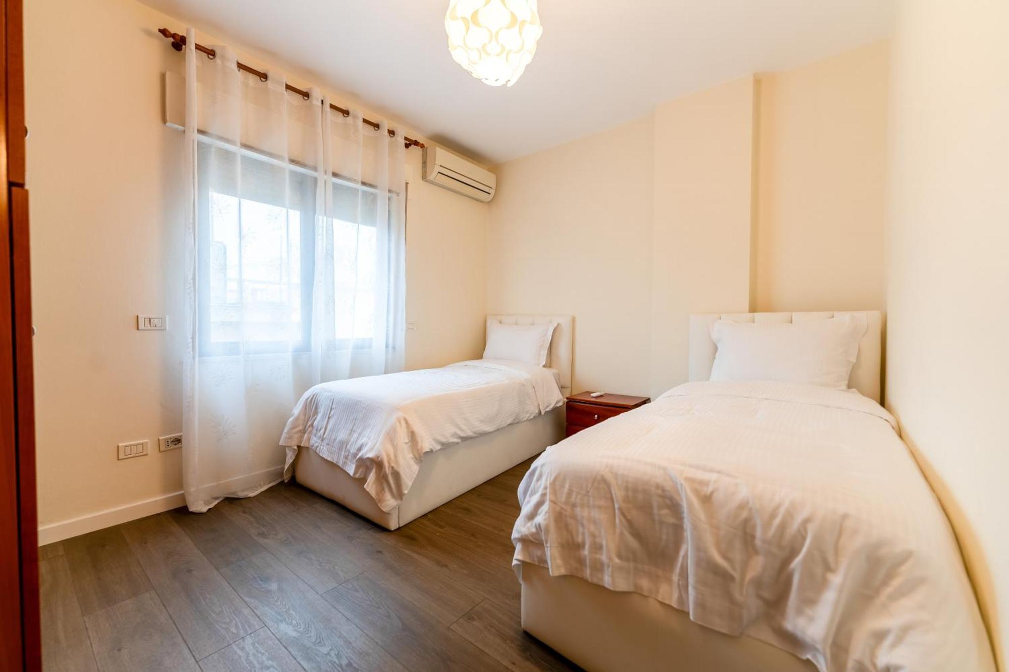 Hotel Elior Tirana Eksteriør billede